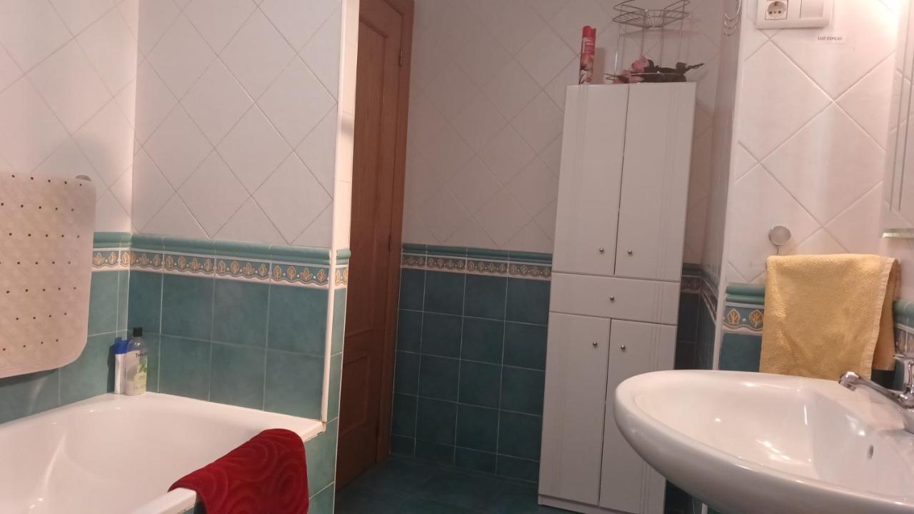 Centro Plaza Guzman Apartamento Leão Exterior foto